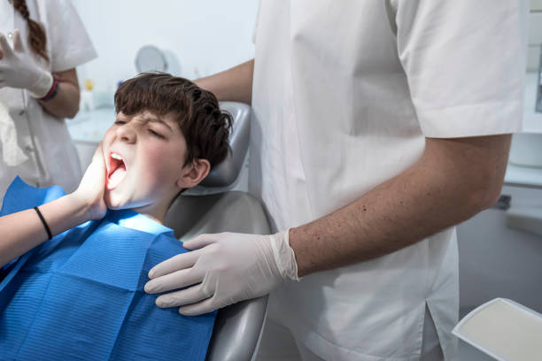 Best Emergency Orthodontic Repairs in Hortonville, WI